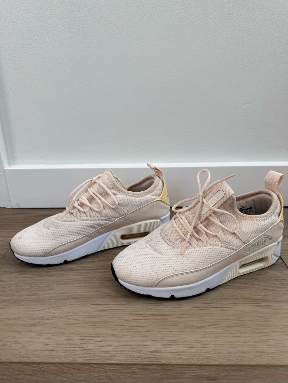 Nike Women’s Light Pink and Cream Mesh Sneakers